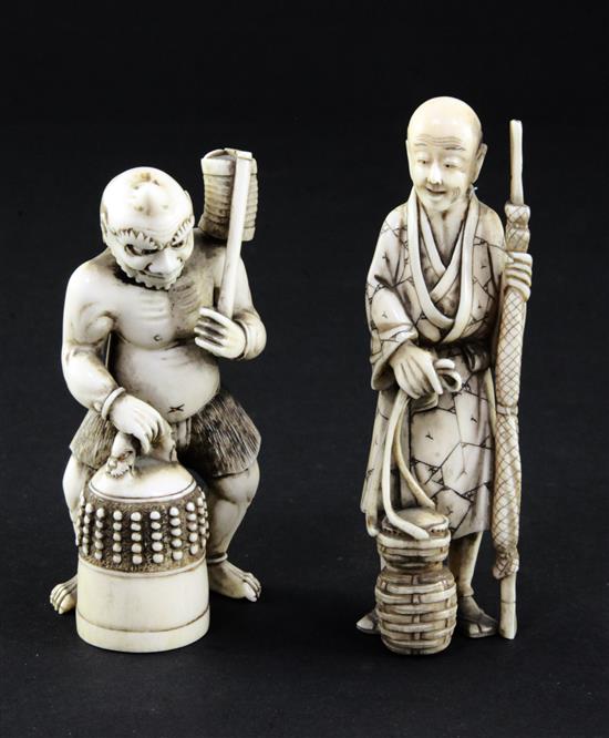 Two Japanese ivory figures, Meiji period, 10.3cm